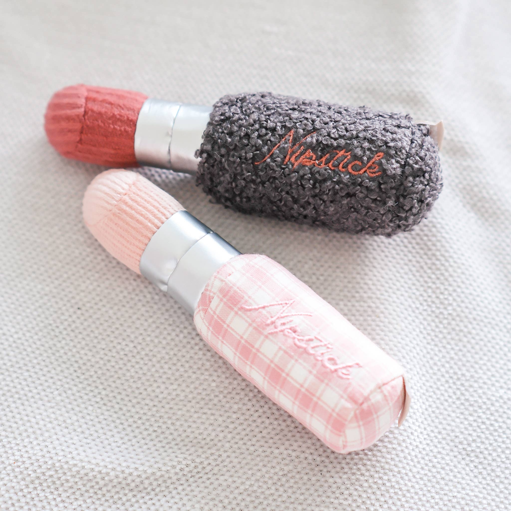 ROSSETTO GATTINO // GIOCATTOLO PER GATTI // ERBA GATTA